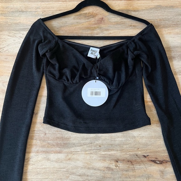 Princess Polly Zelda Off The Shoulder Top - Black - Picture 3 of 4
